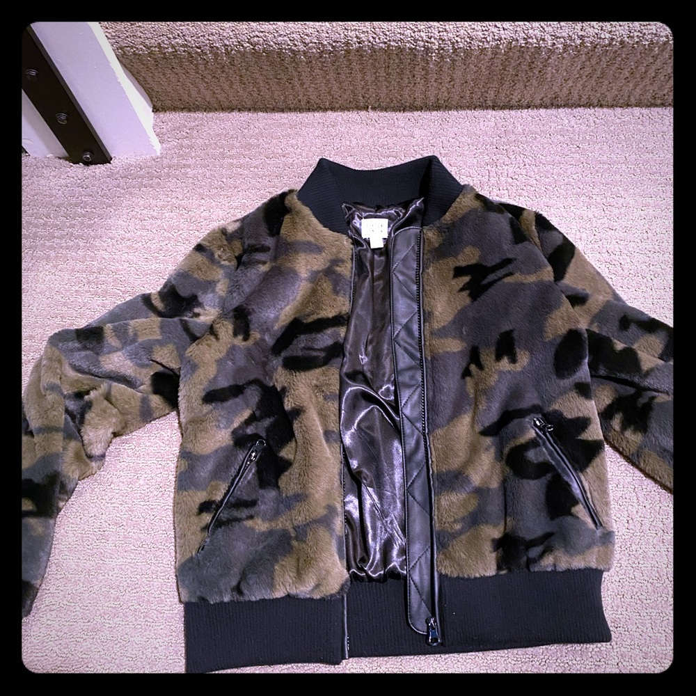 Peyton Jensen Camo ZIP Jacket